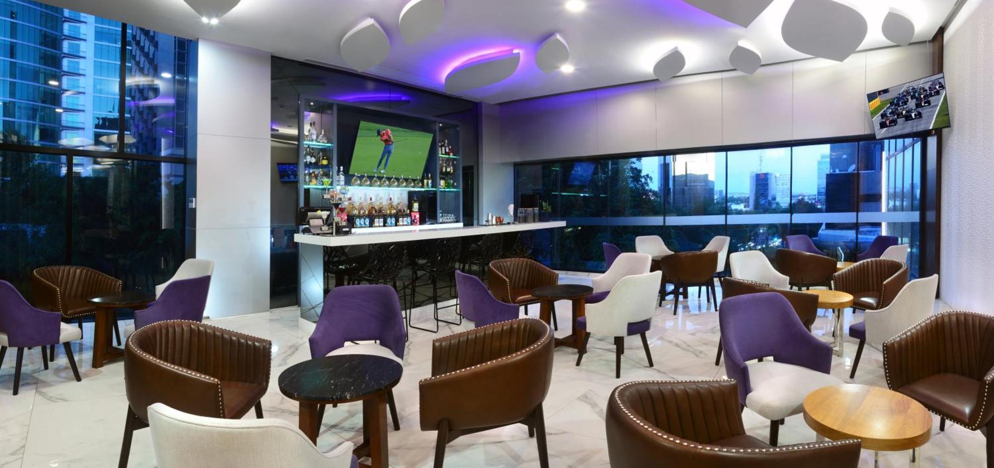 Hotel Guadalajara Country Club By Hnf Exterior photo
